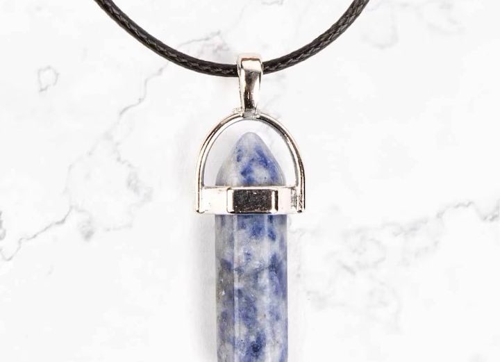 Colier talisman din Jasp albastru